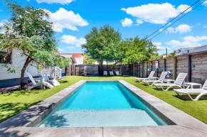 5 Bed 3 Ba Beach House w Private Pool